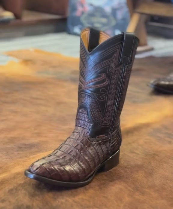 Vintage Crocodile Embroidered Knight Boots