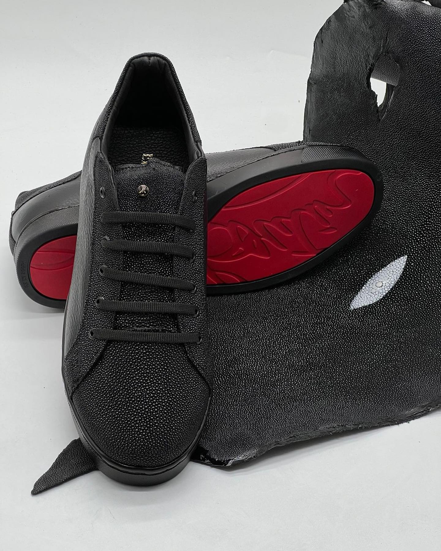 Vintage Textured Casual Shoes