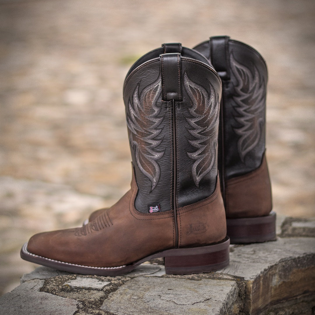 Vintage Embroidered Western Ranch Boots