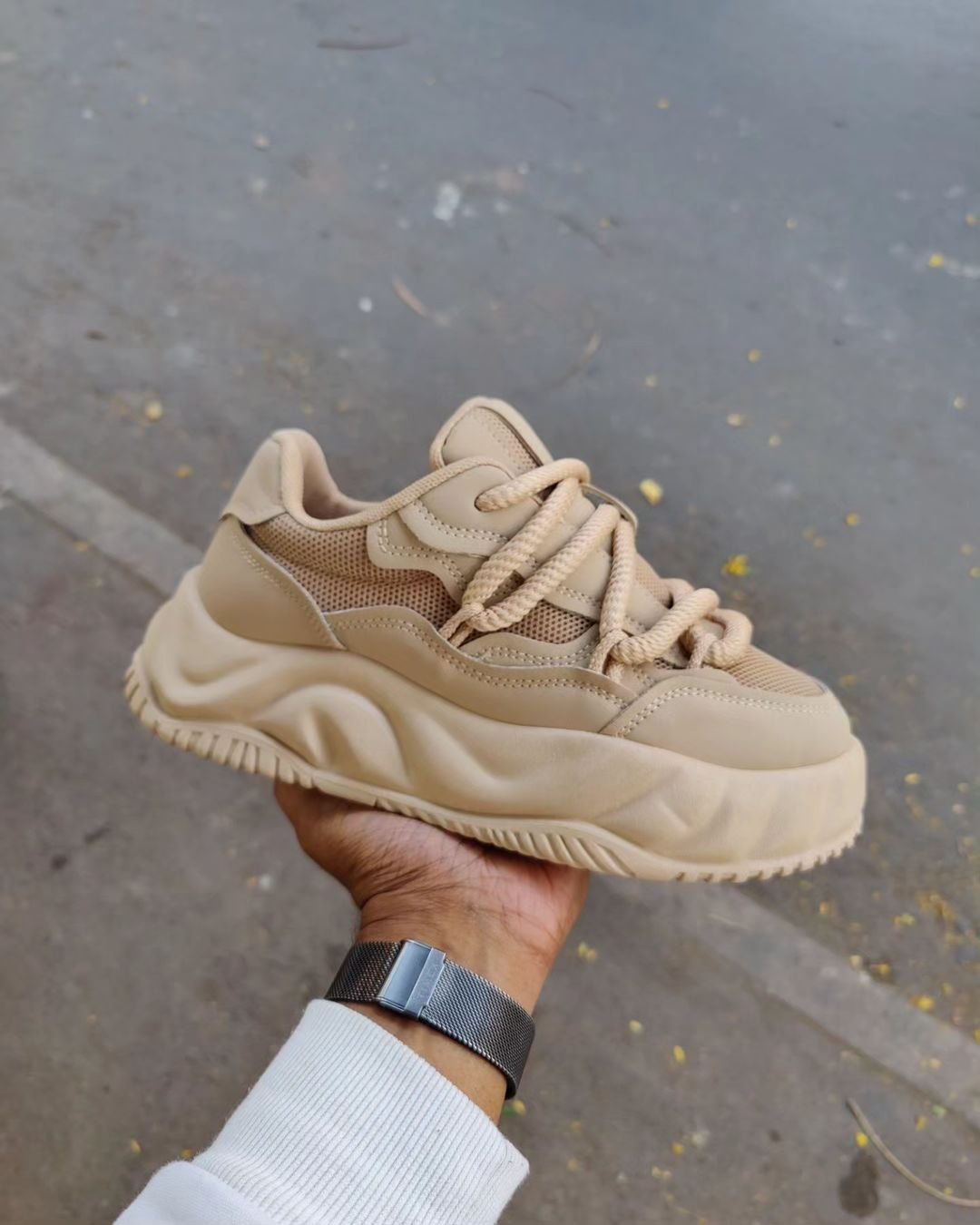 2024 Men's Slip Resistant Breathable Sneakers