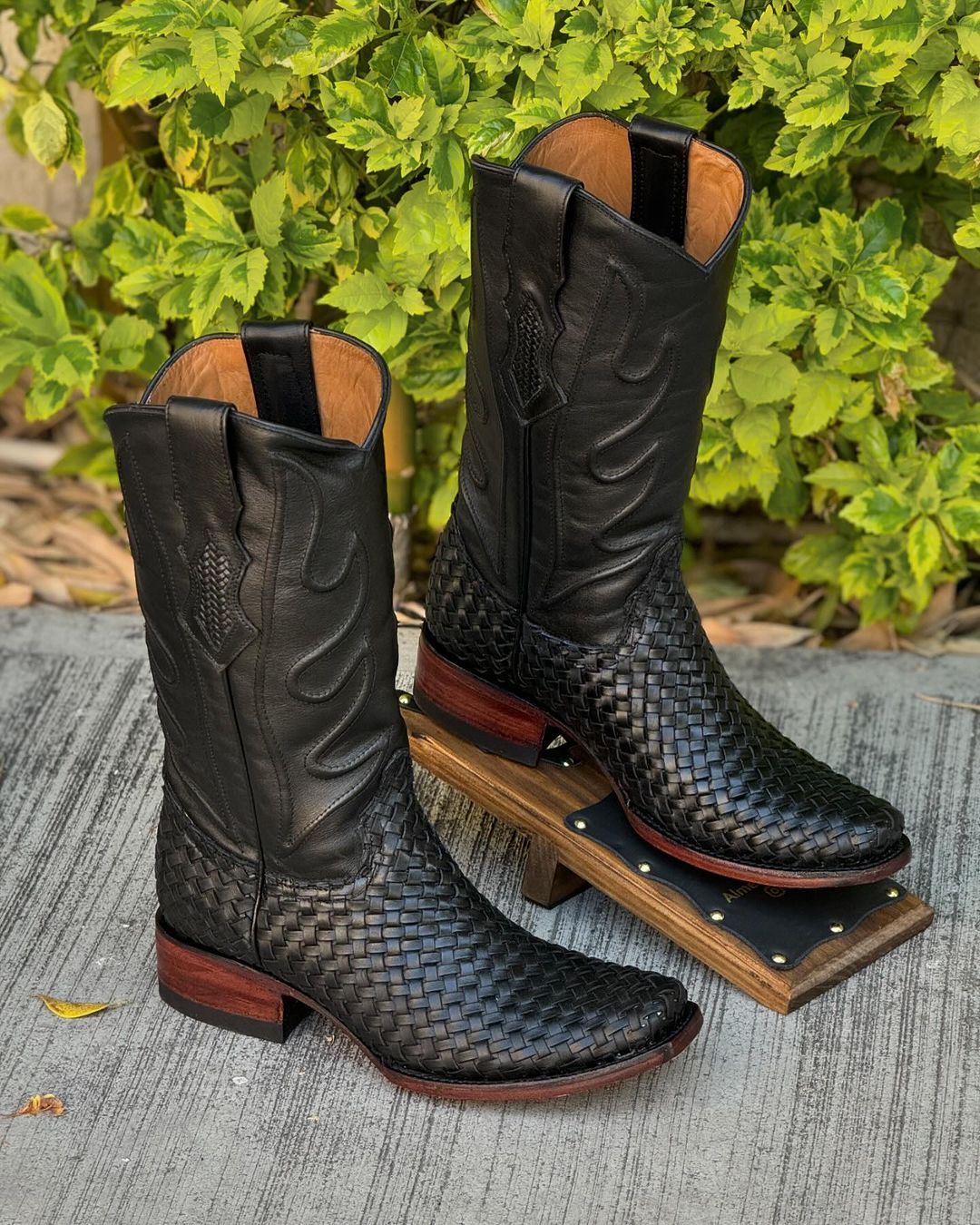 Alaska Totem Boots