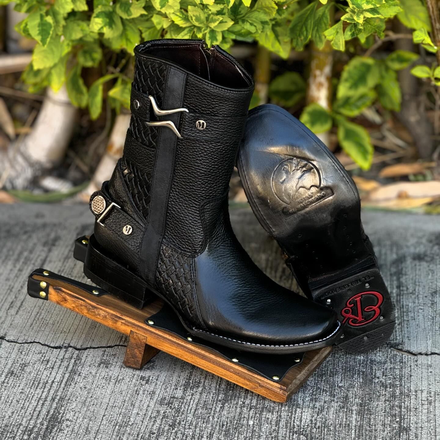 Vintage Textured Knight Boots