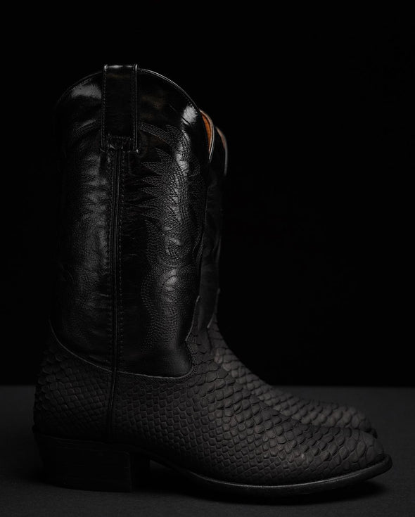 Classic Italian Textured Snakeskin Boots