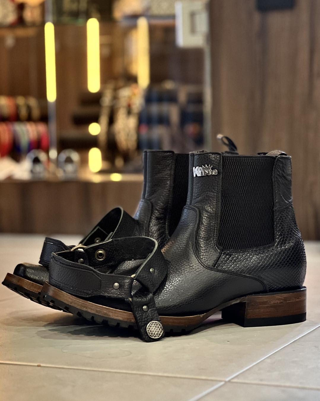 Hand Carved Vintage Cowhide Boots(Buy 2 Free Shipping✔️)