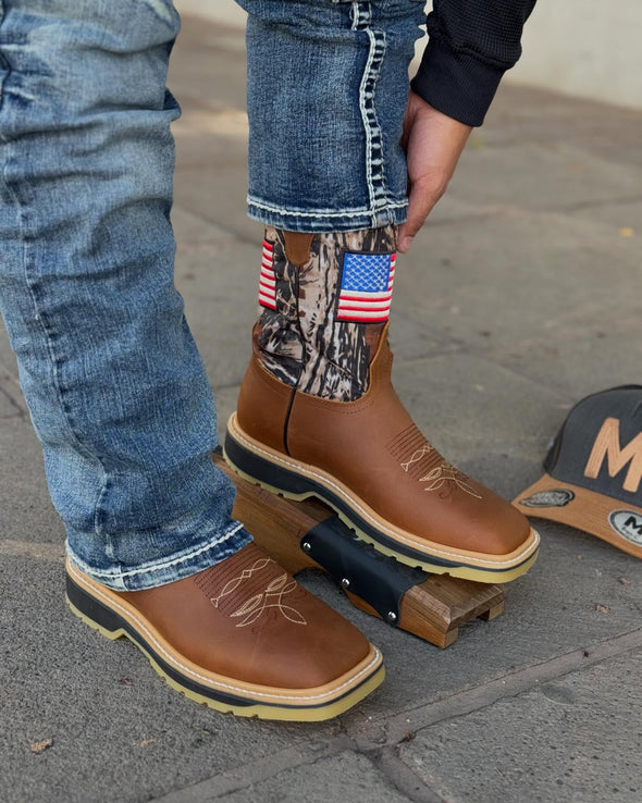 Classic Embroidered Cowboy Boots