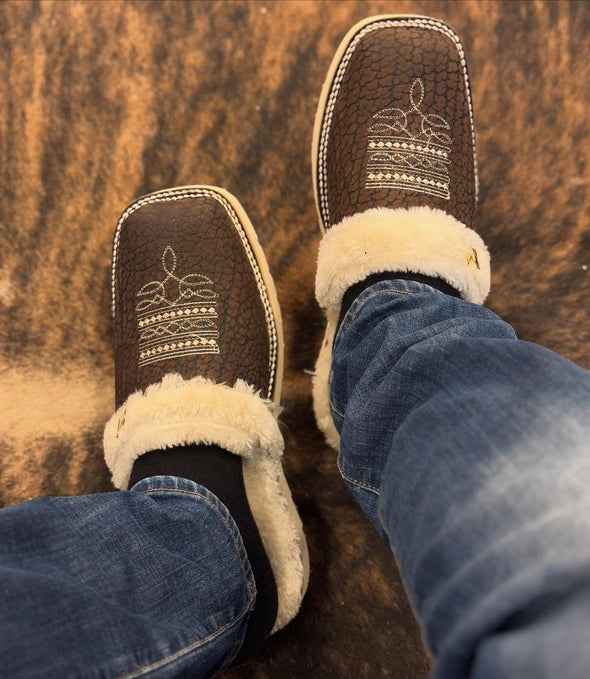 Vintage Textured Embroidered Slippers