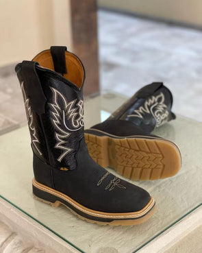 Italian Cowhide Embroidered Knight Boots