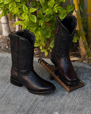 Vintage Totem Cherry Ranch Cowboy Boots