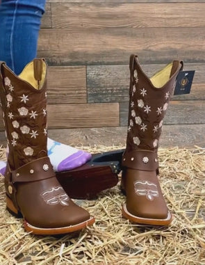 Diamond-encrusted Floral Embroidered Boots
