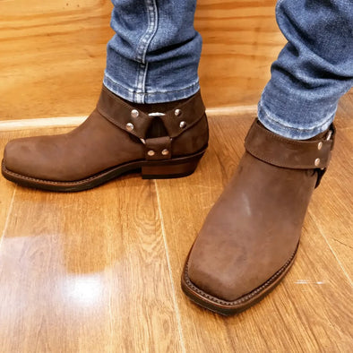 Scratch-resistant Western Boots