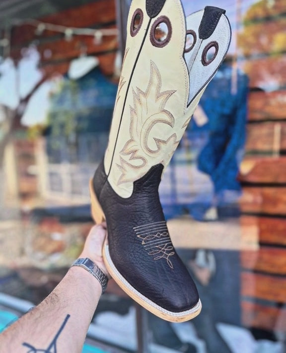 Color-blocked Embroidered Ranch Cowboy Boots