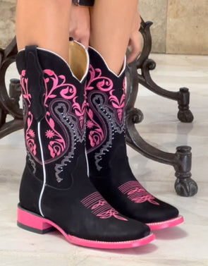 Western Embroidered Cowgirl Boots