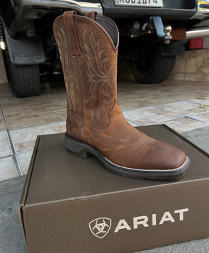 Vintage Cowhide Embroidered Cowboy Boots