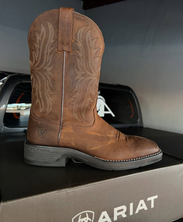 Vintage Cowhide Embroidered Cowboy Boots