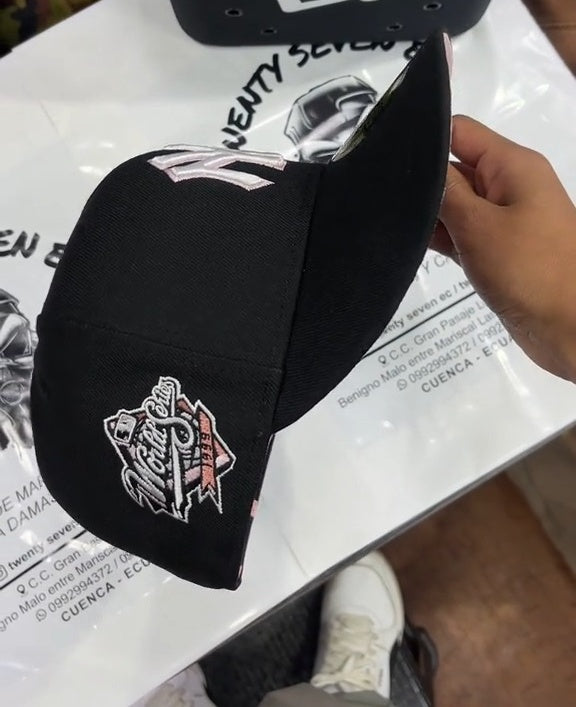 Black Pink New York Yankees Fitted Cap