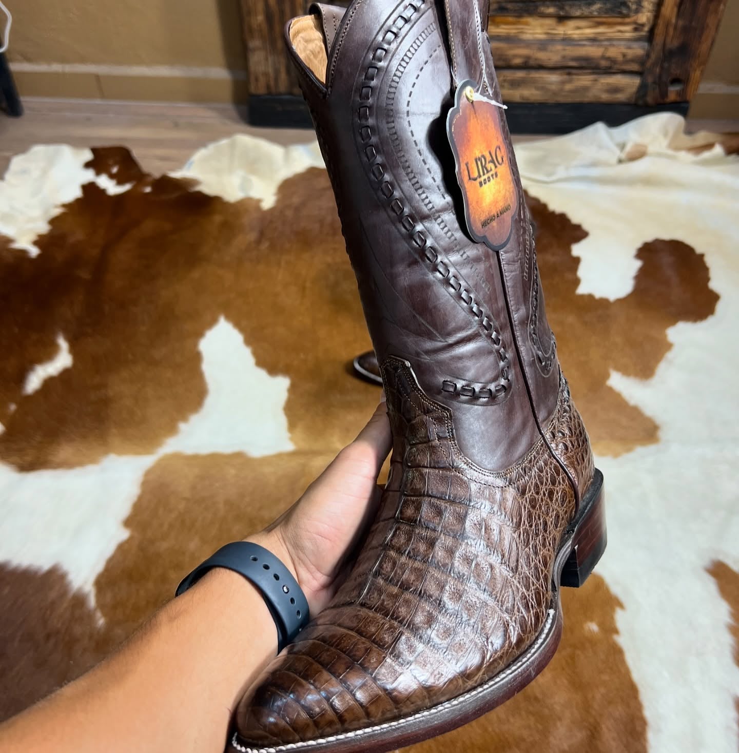 Handcrafted Vintage Crocodile Skin Pointed-Toe Boots