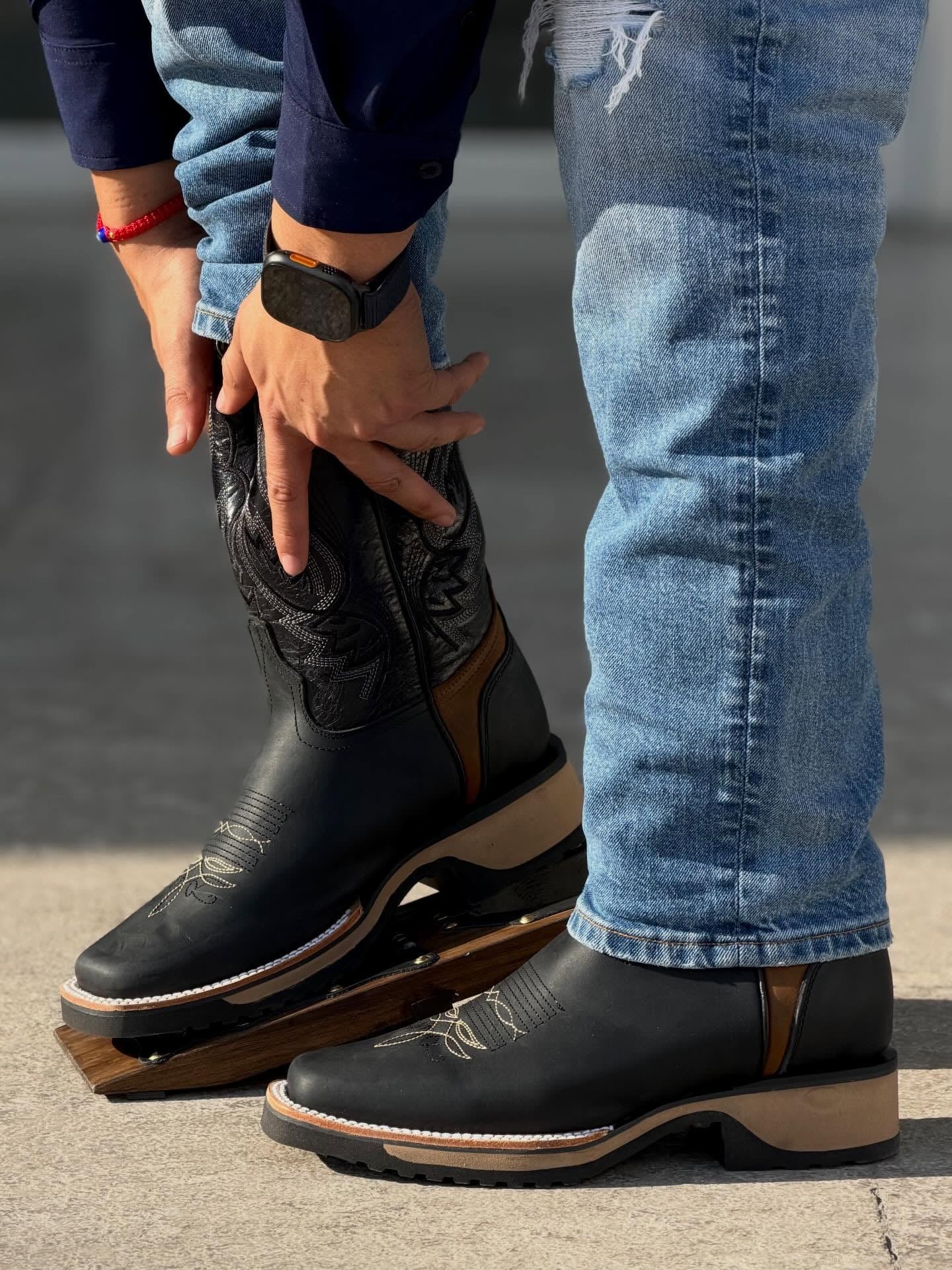 Western Vintage Rodeo Boots