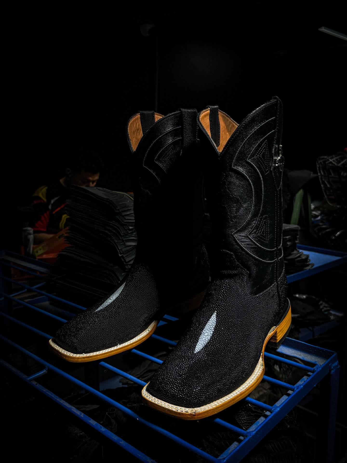 Handmade Vintage Mantarraya Boots