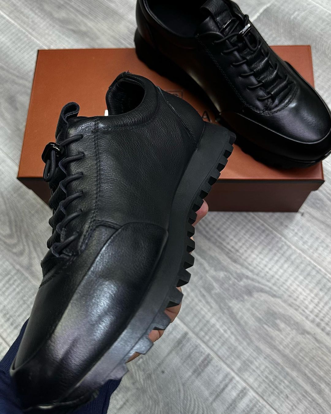 Winter padded warm non-slip leather shoes