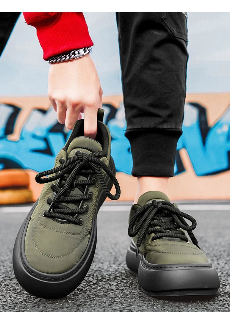 Autumn and Winter Soft-soled Lightweight Cold-proof Sneakers