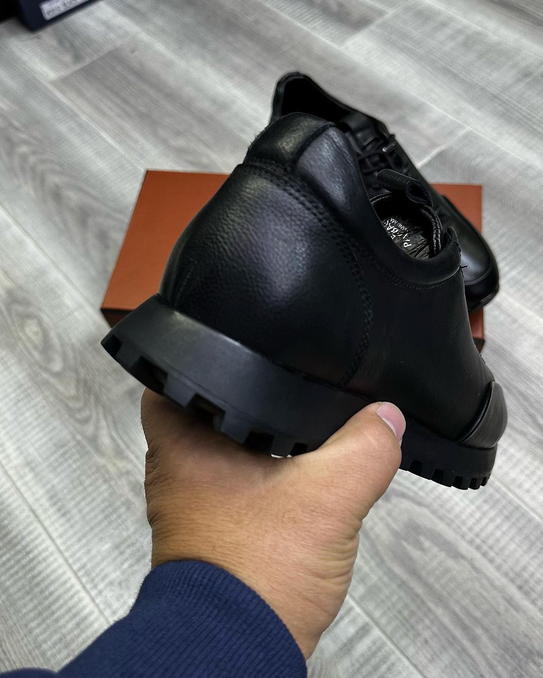 Winter padded warm non-slip leather shoes