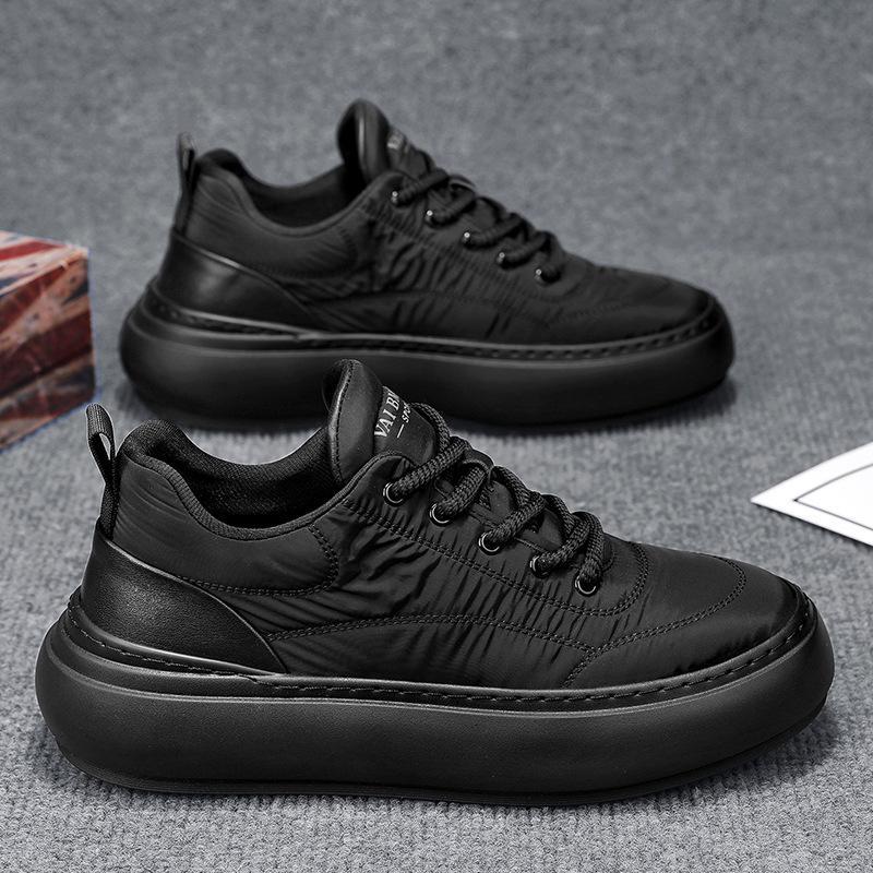 Autumn and Winter Soft-soled Lightweight Cold-proof Sneakers