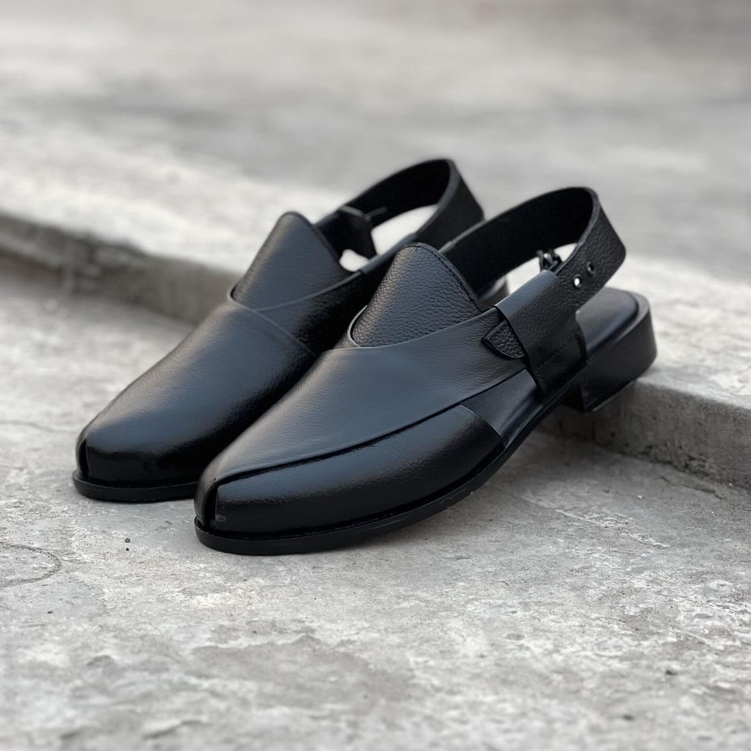 Hand-crafted Black Leather Sandals