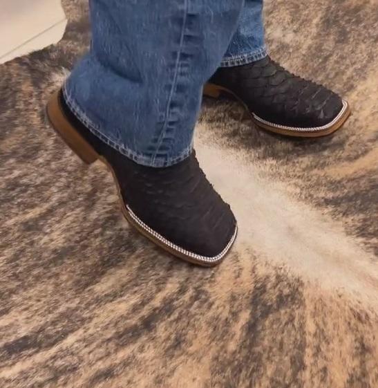 Men's Exotic Sculpted Leather Boots