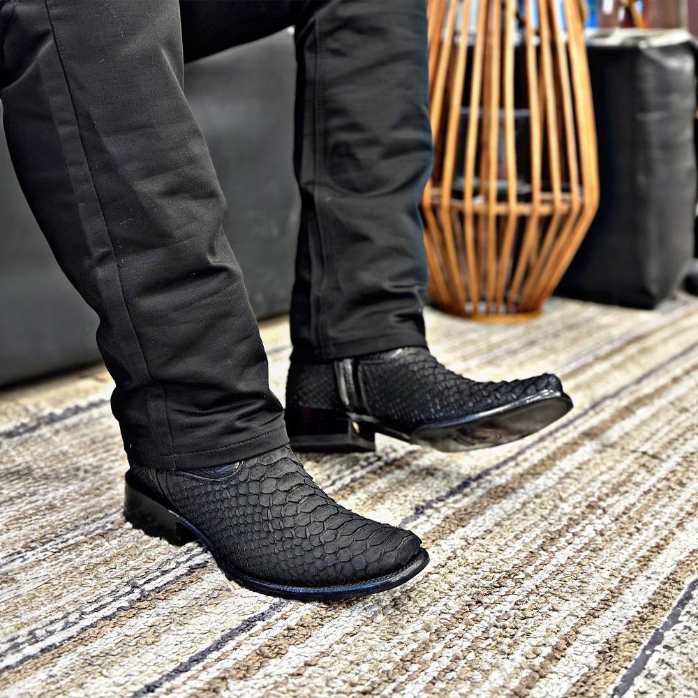 Andre Black Pyzon Boots