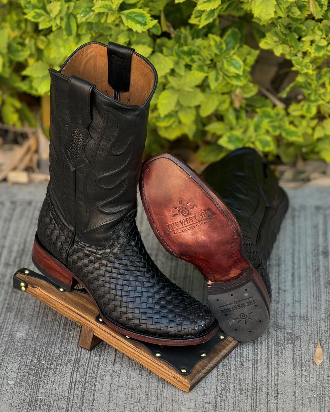Alaska Totem Boots