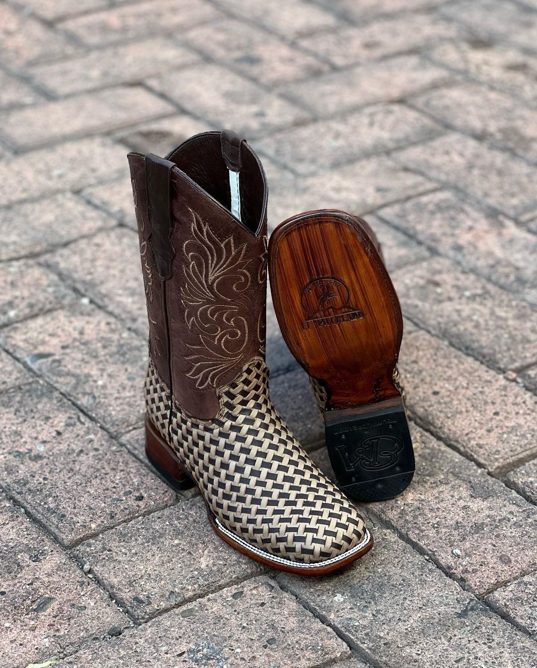 Mens Bone and Brown Woven Petatillo Boot