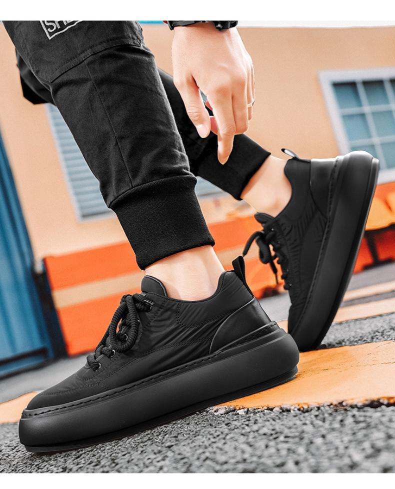 Autumn and Winter Soft-soled Lightweight Cold-proof Sneakers
