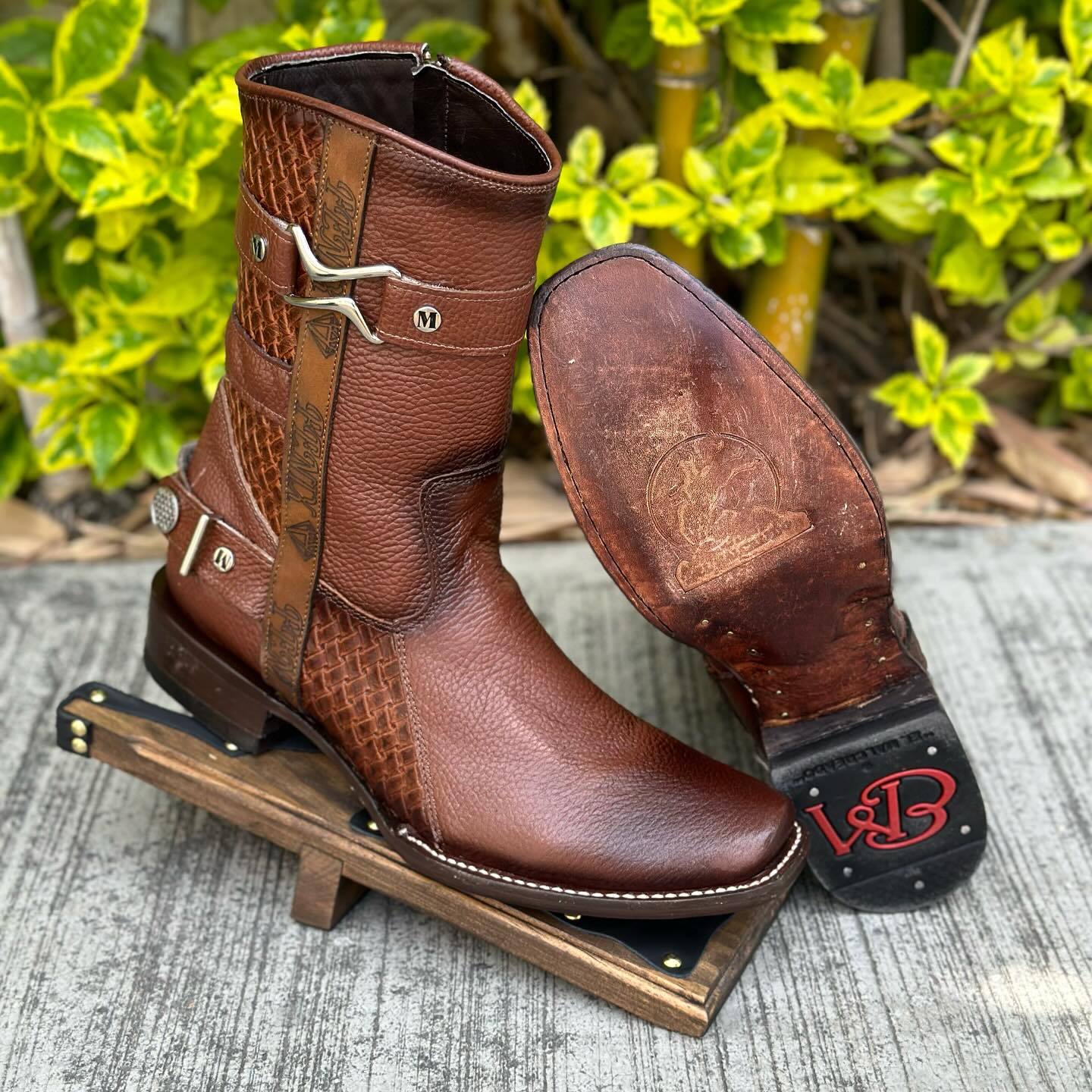 Vintage Textured Knight Boots