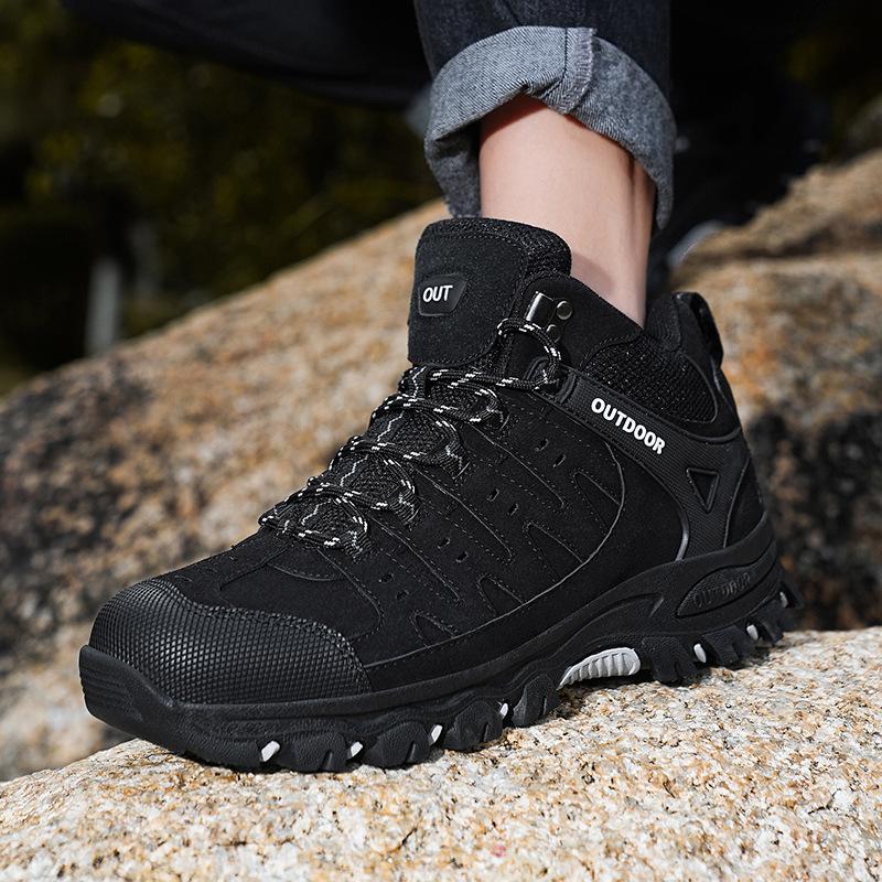 Outdoor hiking shoes