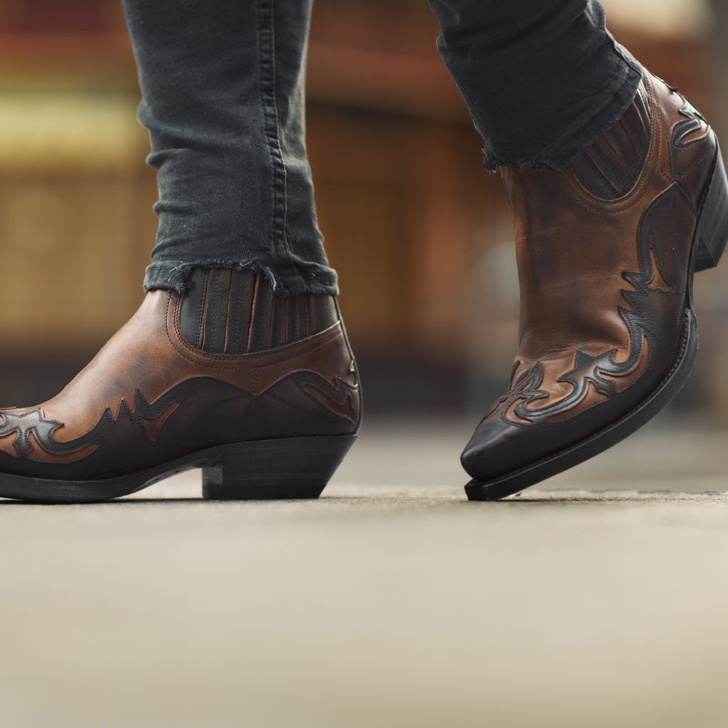 Pointed Toe High Heel Western Cowboy Boots