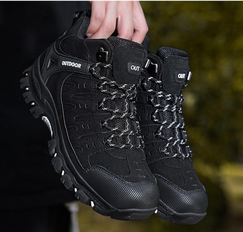 Outdoor hiking shoes
