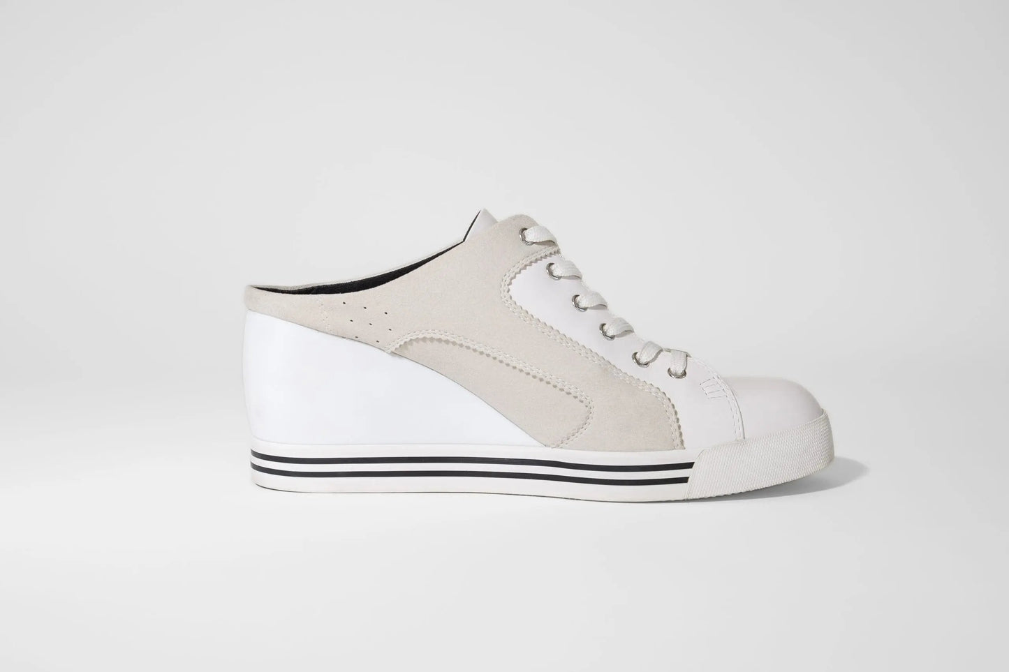 Classic Wedge White