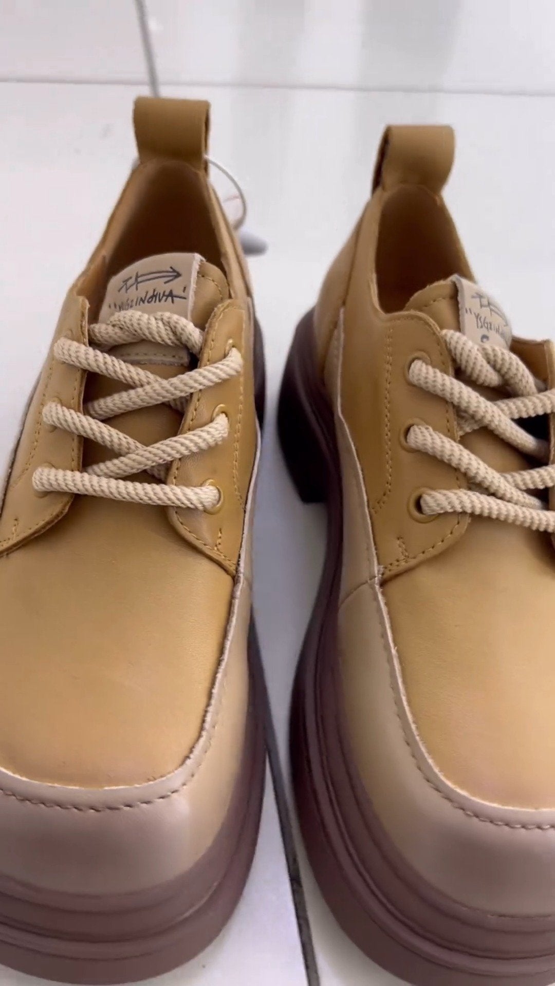 Non-slip casual shoes
