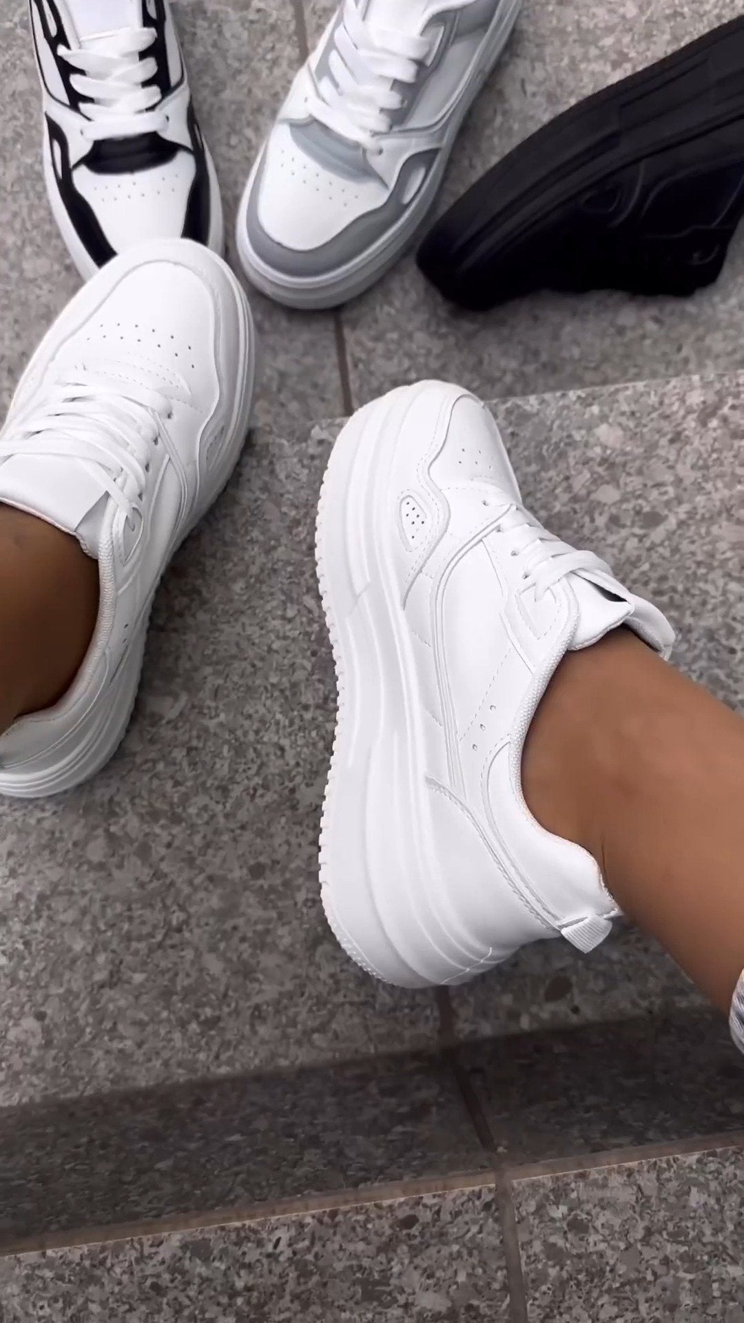 Thick-soled casual shoes