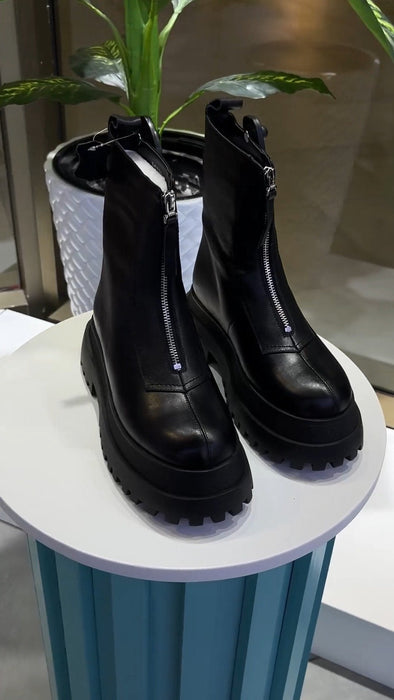 Middle Zipper Boots