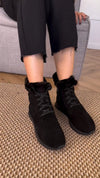 Black Lapel Boots