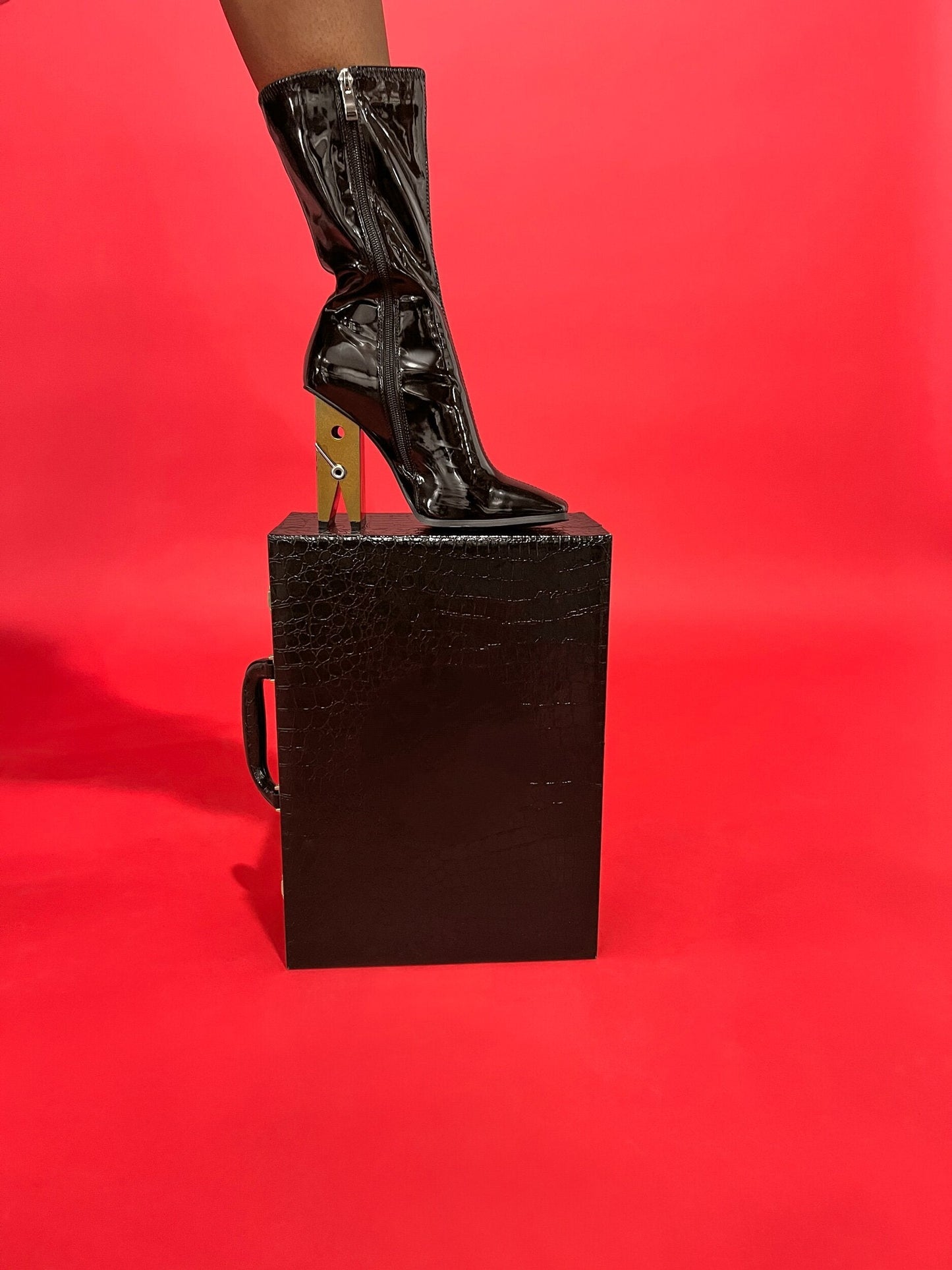 Black Clothes Pin Shoe